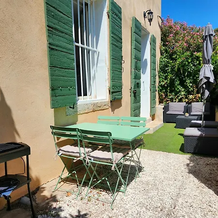 Appartement 2 Dans Meme Bastide Provencale