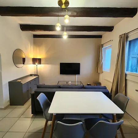 2 Dans Meme Bastide Provencale 公寓 *