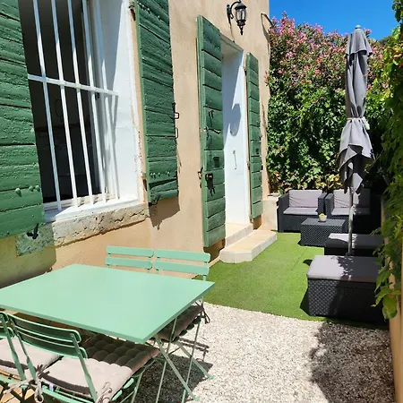 2 Dans Meme Bastide Provencale *