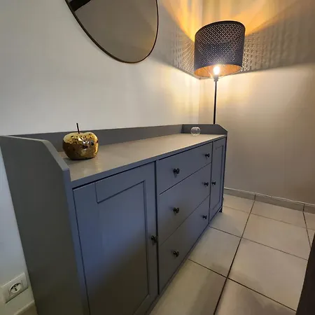 2 Dans Meme Bastide Provencale * 土伦