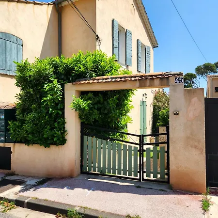 2 Dans Meme Bastide Provencale 公寓